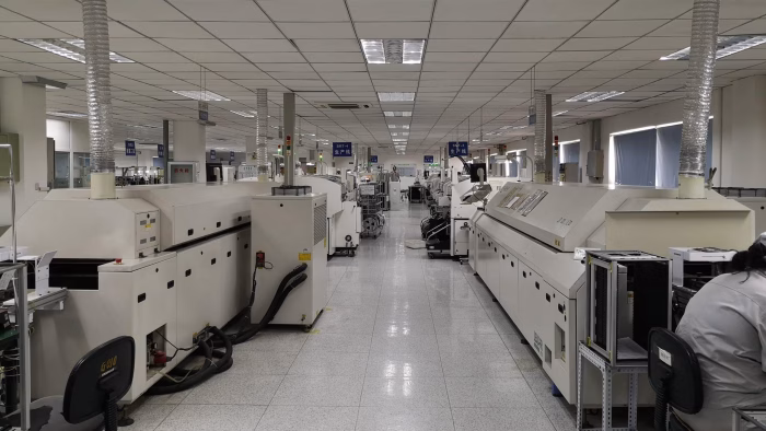 SMT production equipment in the OrinewPCB assembly workshop